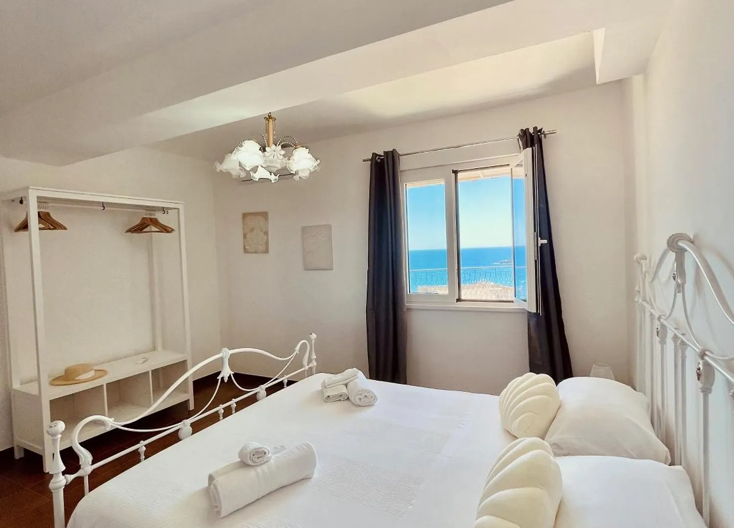 Apartment Ferienwohnung A Tirrazza Giardini-Naxos